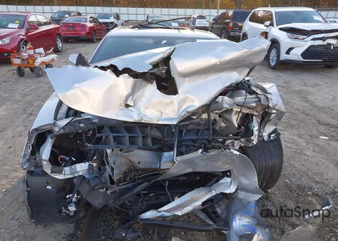 2011 Chevrolet Camaro 2Ss z USA, uszkodzony, nr VIN 2G1FT1EW9B9103097